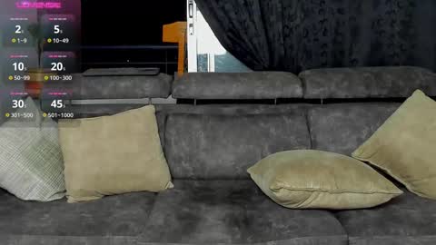 Snapshot of dominic_joness chatting on February 26, 6:40 am SANTI independent model online show from February 26, 6:40 am