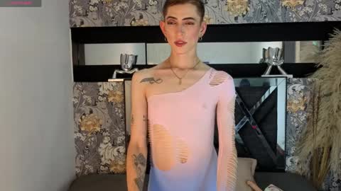 Dominic online show from April 10, 5:50 pm