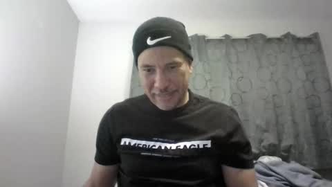 luis online show from February 7, 4:59 am