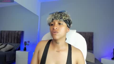 Dominick  online show from January 18, 11:00 pm