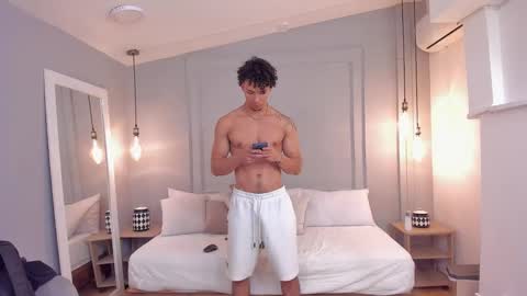 Dominick Star online show from October 4, 4:32 am