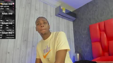 Dominicscott online show from March 3, 12:50 pm