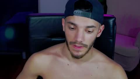 dominicvalente online show from November 12, 9:06 pm