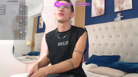 Dominik online show from April 16, 10:23 pm