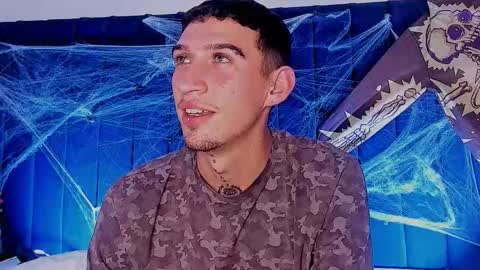 dominik_thompson777 online show from October 30, 6:25 am