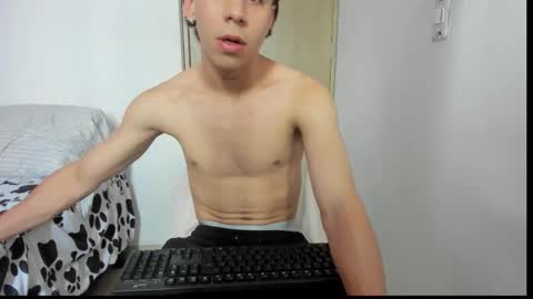 dominikgree_ online show from November 5, 7:16 pm