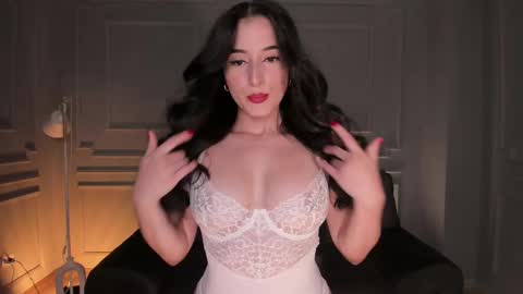 Dominique online show from March 1, 9:15 pm