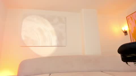 Dominique online show from March 11, 7:58 pm