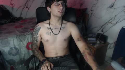 dominus_kane online show from April 10, 5:13 am