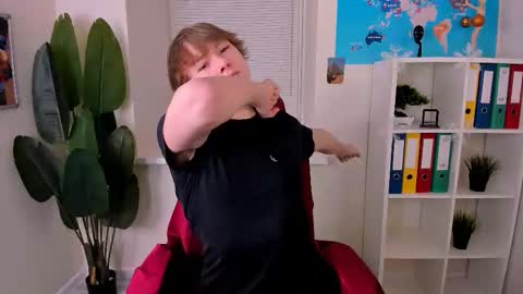 Donald online show from December 19, 11:17 am