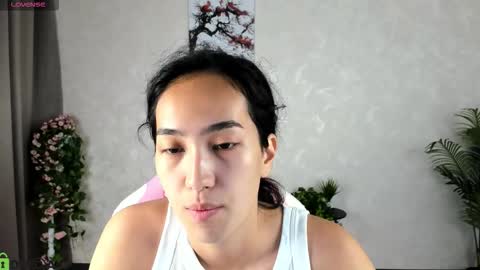 Snapshot of donnaa_drew chatting on September 21, 3:43 am Aura online show from September 21, 3:43 am