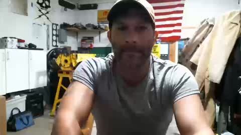 Snapshot of donniestone chatting on October 14, 2:53 pm donniestone online show from October 14, 2:53 pm