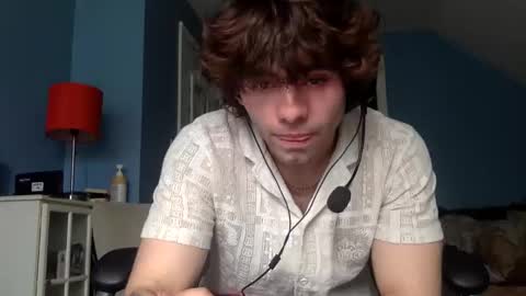 donutking42069 online show from April 17, 5:15 pm