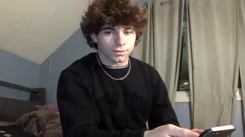 donutking42069 online show from March 12, 3:43 am