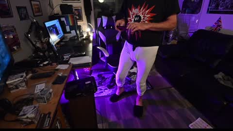 dopeleaf2 online show from December 1, 9:28 pm