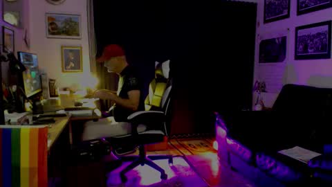 dopeleaf2 online show from September 13, 8:44 pm