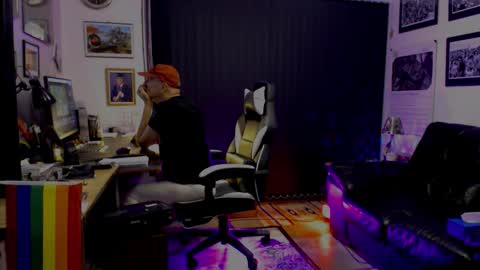 dopeleaf2 online show from September 12, 7:16 pm