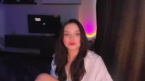 Dora Charmer online show from March 24, 1:50 pm