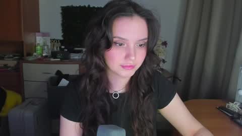 Dora Charmer online show from July 11, 6:44 pm