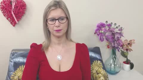 Snapshot of doreenkiss chatting on January 21, 7:15 am DoreenSexy online show from January 21, 7:15 am