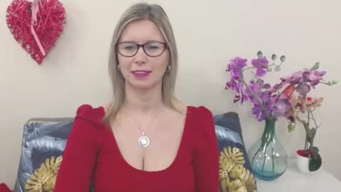 Snapshot of doreenkiss chatting on March 6, 7:14 am DoreenSexy online show from March 6, 7:14 am