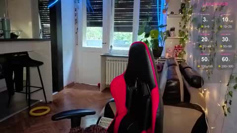 Alice online show from October 1, 6:34 am