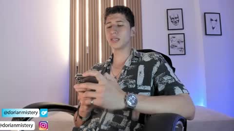 dorian_mystery online show from June 2, 12:01 am