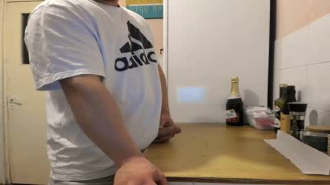 menu  below online show from April 15, 9:04 pm