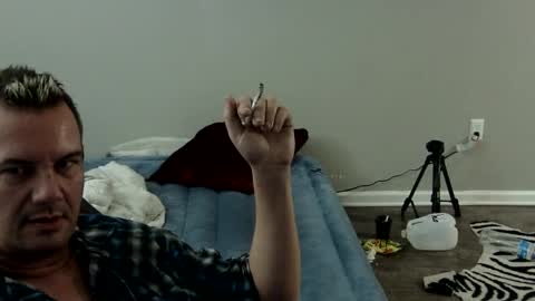 Snapshot of doriandicksxxx chatting on December 14, 5:18 am Dorian w Costars online show from December 14, 5:18 am