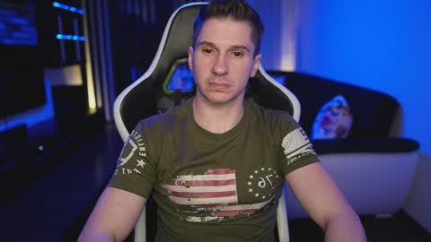 Dorian Reyes online show from April 26, 12:08 am