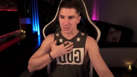 Dorian Reyes online show from January 28, 10:56 pm