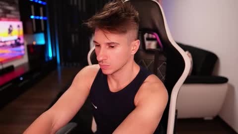 Dorian Reyes online show from October 3, 10:07 pm