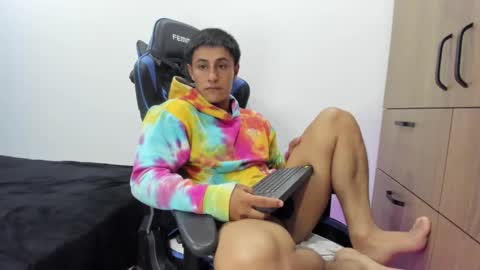 dorman_boy online show from November 5, 6:15 am