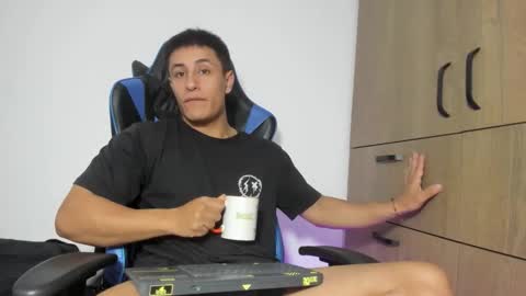 dorman_boy online show from January 8, 3:56 am