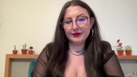 Dorothy online show from March 12, 1:37 pm