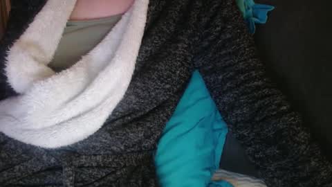 Douce Elsa online show from January 27, 6:41 pm