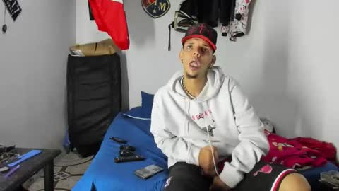 douglas_gallegos online show from February 19, 6:01 am