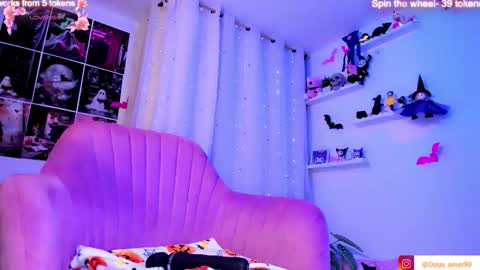 VickyHelp me to reach 300 thumbs up online show from October 25, 2:39 pm