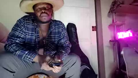 MrPirated online show from January 14, 11:35 pm