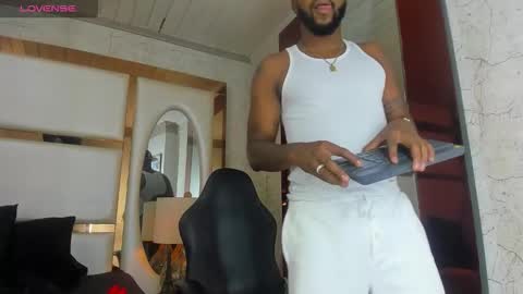 ---Drake--- online show from January 9, 10:48 pm