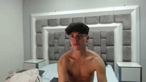 Drake Collinss online show from March 7, 12:48 am