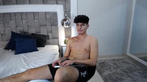 Drake Collinss online show from February 24, 2:19 am