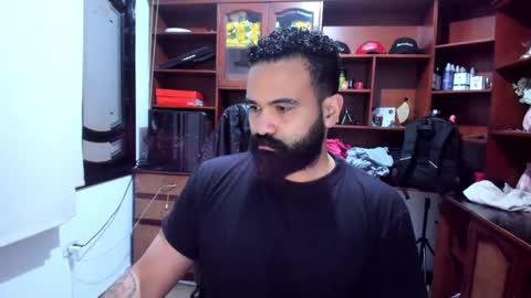 Snapshot of drako_argenti_ chatting on December 4, 12:52 pm Drako online show from December 4, 12:52 pm
