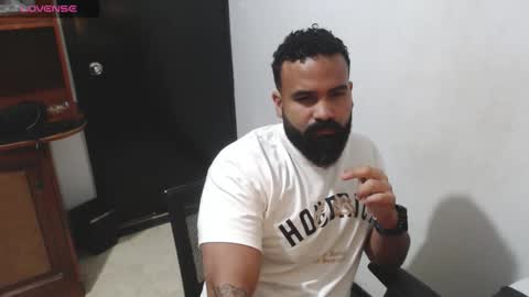Snapshot of drako_argenti_ chatting on September 11, 5:41 am Drako online show from September 11, 5:41 am