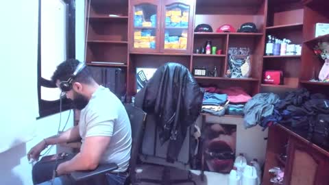 Snapshot of drako_argenti_ chatting on January 16, 3:45 pm Drako online show from January 16, 3:45 pm