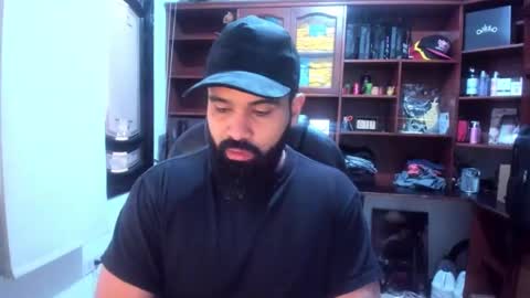 Snapshot of drako_argenti_ chatting on February 26, 1:11 pm Drako online show from February 26, 1:11 pm