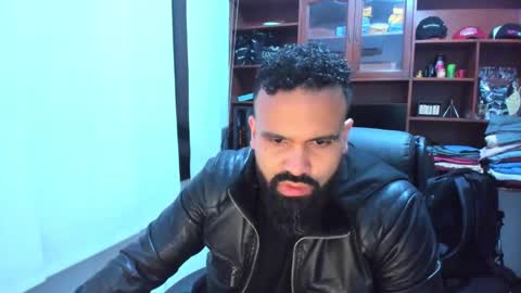 Snapshot of drako_argenti_ chatting on February 4, 12:19 am Drako online show from February 4, 12:19 am