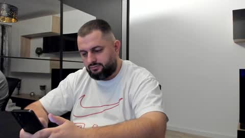 Draven A online show from February 18, 9:09 pm