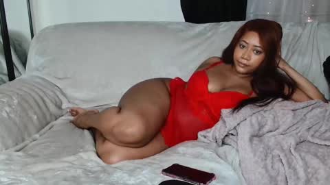 Snapshot of drayanicole1 chatting on February 22, 6:50 am Draya Nicole online show from February 22, 6:50 am