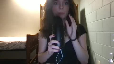 ur dream girl online show from March 11, 3:25 am